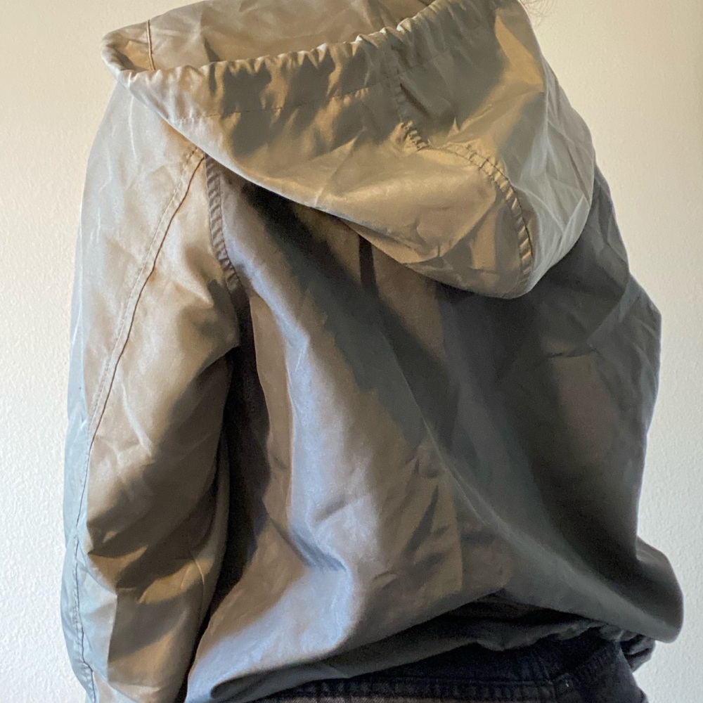 Windbreaker jacket - Picture 7 of 8